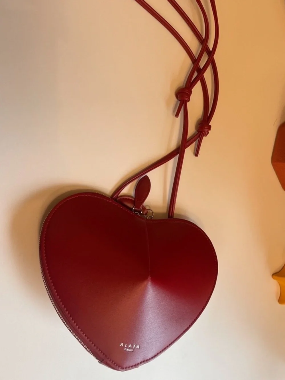 Alaia Red Heart Crossbody Bag - Picture 4 of 4